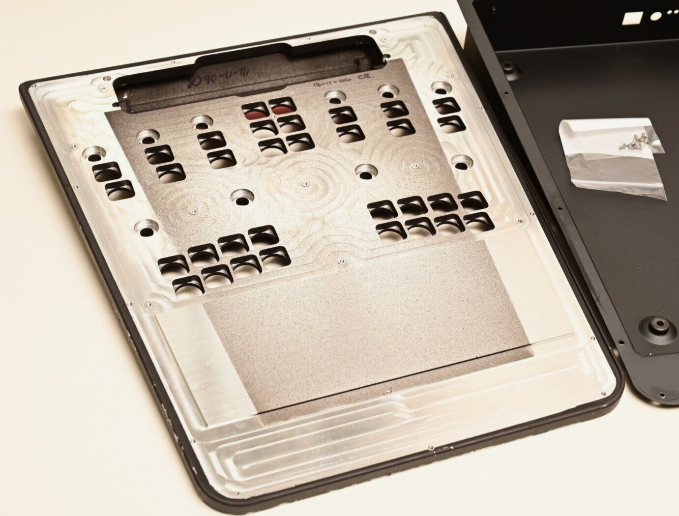 17"x15" Machined Aluminum Control Console Enclosure 10-Pot 34-Button Holes 9+lbs