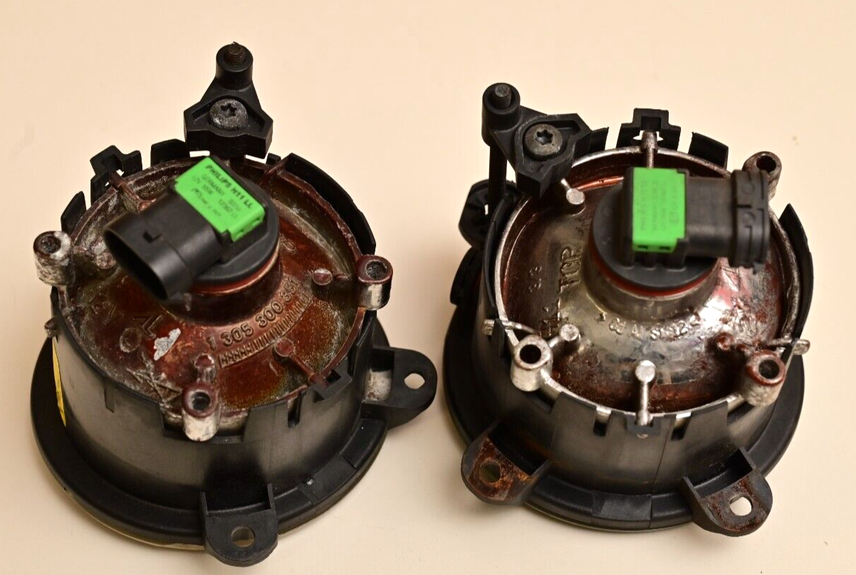 2003 Land Rover Discovery II Fog Lamps Original w/ Bulbs 0305061011/0305061012