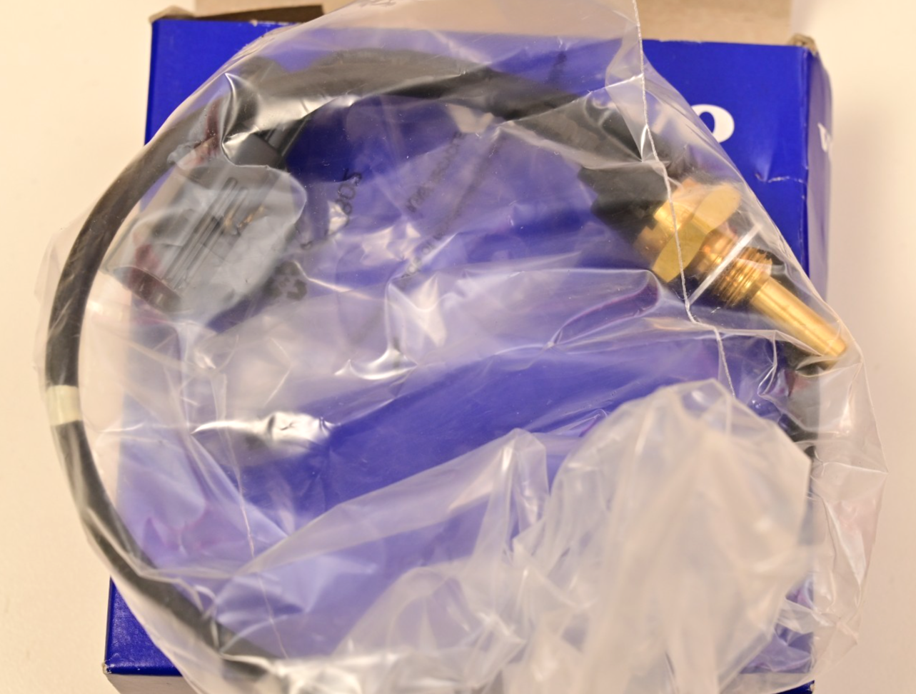 Volvo 8627679 Intake Air Sensor Sensor NOS