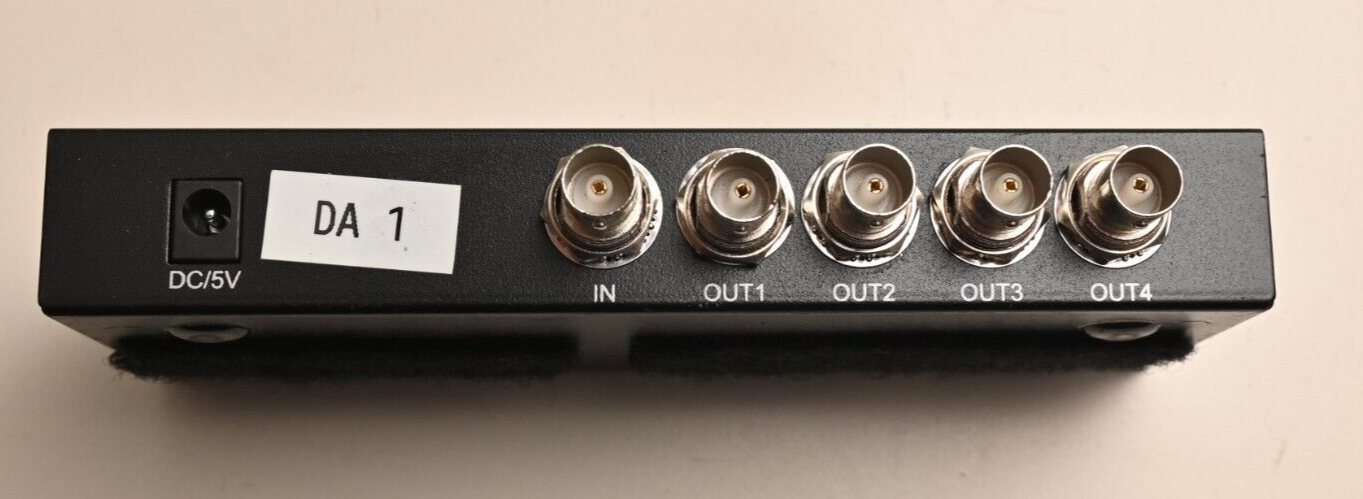 Monoprice 4 to 1 BNC Splitter