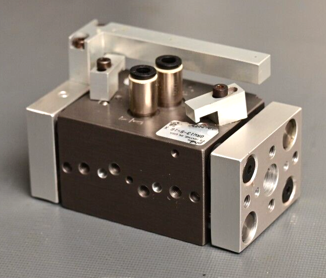 PHD GRW13-5-16 X 20 Robot Pneumatic Gripper Assembly 2-Way Air Actuator