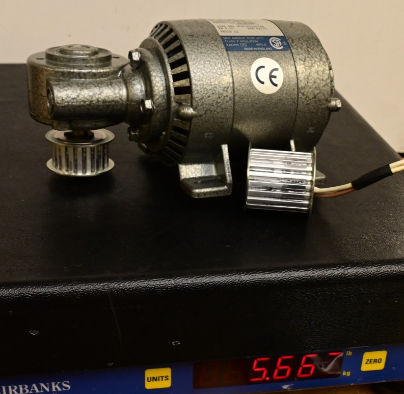 Parvalux REF SD41.S/607626/5C Gearmotor Ratio 22 Gearbox 200/250V Motor & Pulley