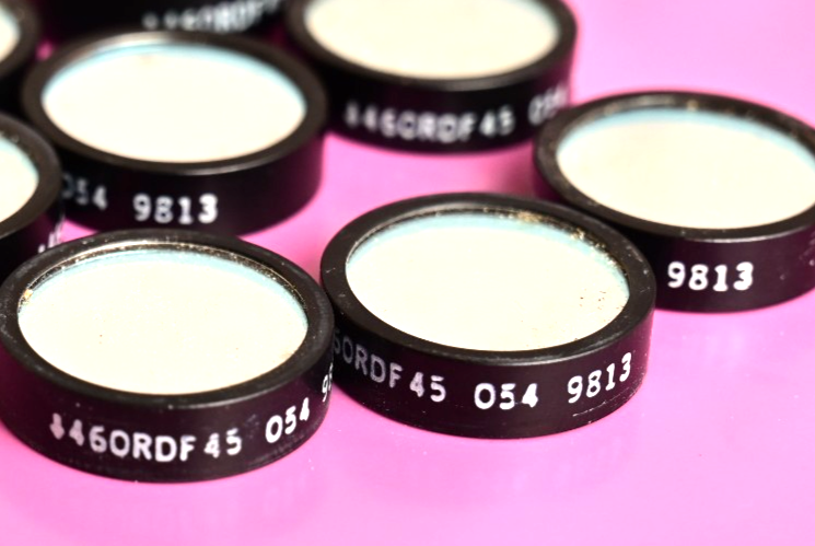 Lot of 8 Blue/UV Optical Filters 460nm 1"/25mm Diameter Poor Condition 460RDF-45