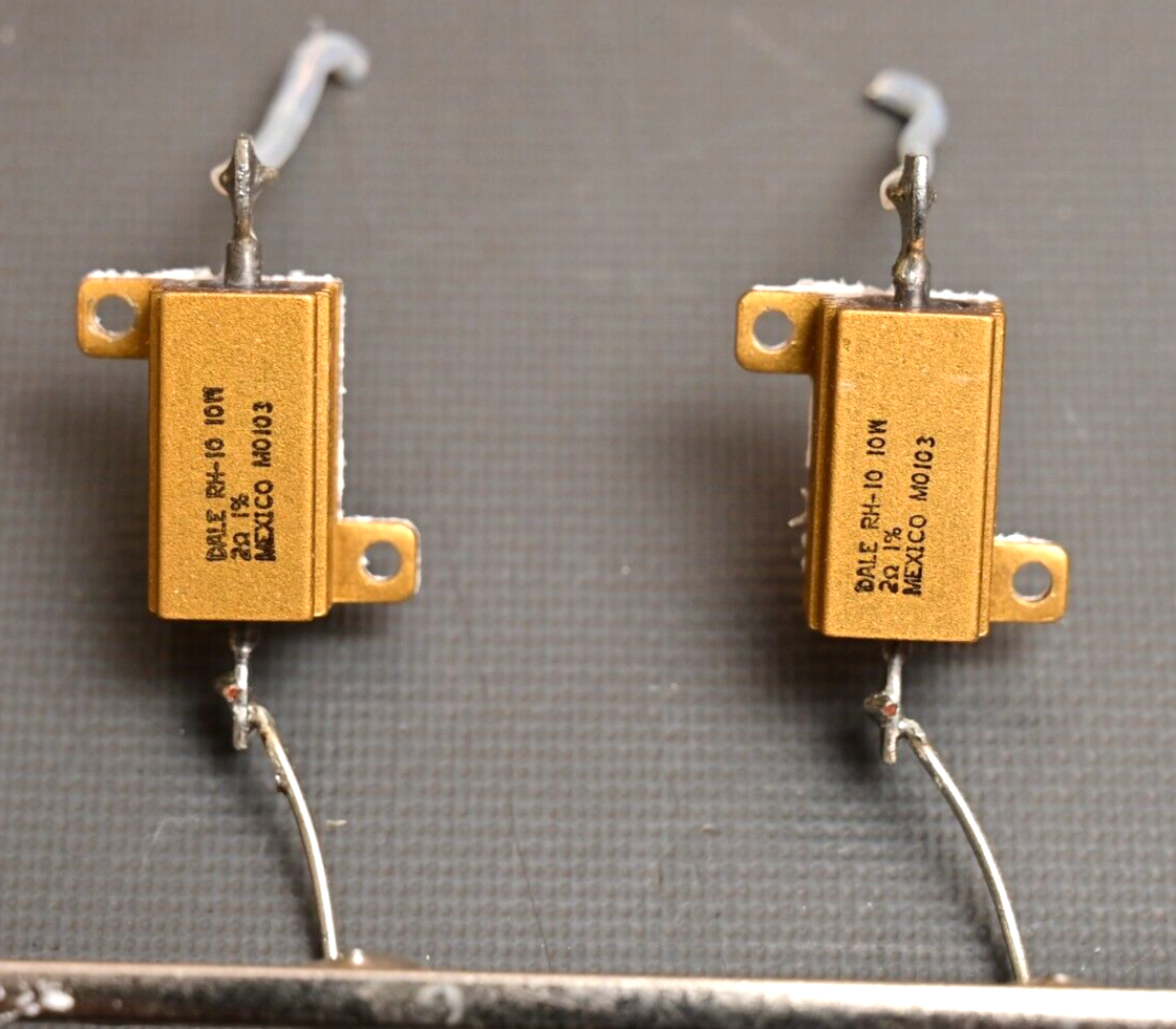 Lot of 9 DALE RH-10 Wire Wound Metal Power Resistors 2Ω 2 Ohm 1% 10W w/ Bus Bar