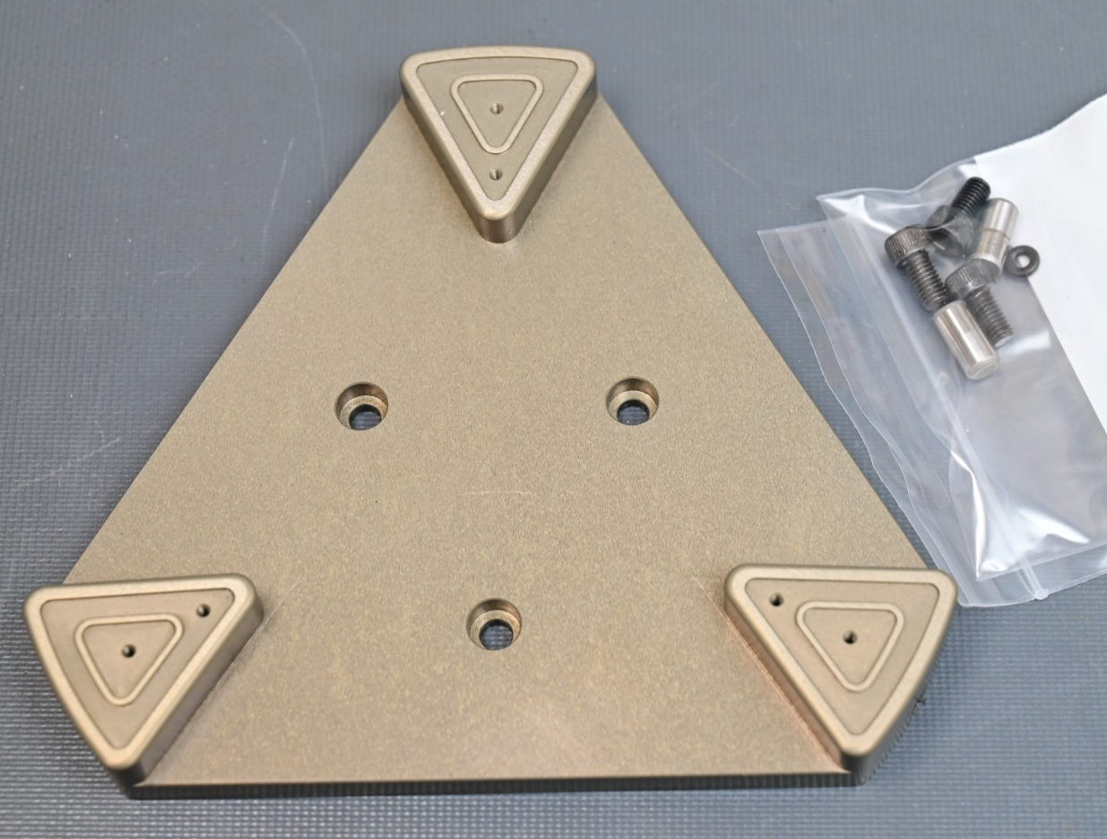 Kensington/Newport Semiconductor Wafer Prealigner Effector w/ Vacuum Holes