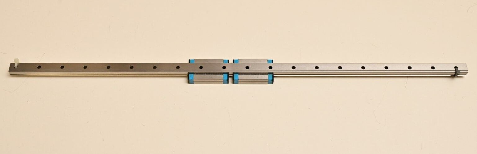 IKO LWL12B Linear Bearing Slide 495mm ~19.5"  w/ 2 MLG12 Carriage Ball Bearing