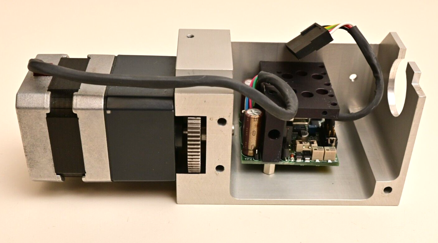 Oriental Motor Vexta 2-Phase Stepper 18:1 Gear PK243A1-SG18 0.1° SLA7026M Driver