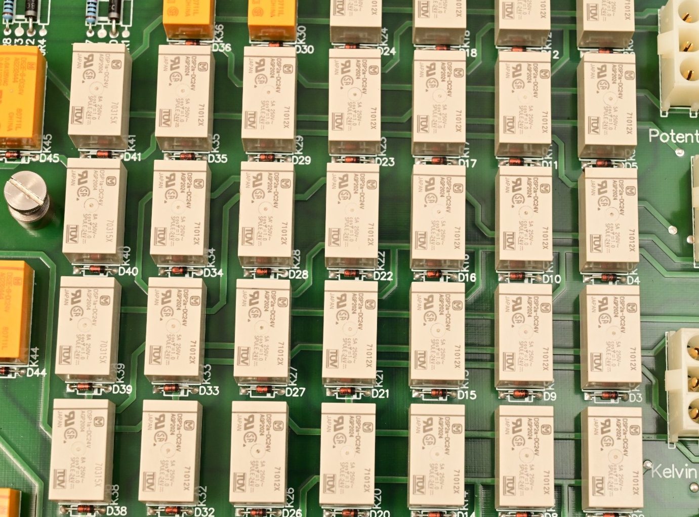 Watthour WECO 2350R PB008704 Relay PC Board BB015405 60+ Relays Amveco Toroidal