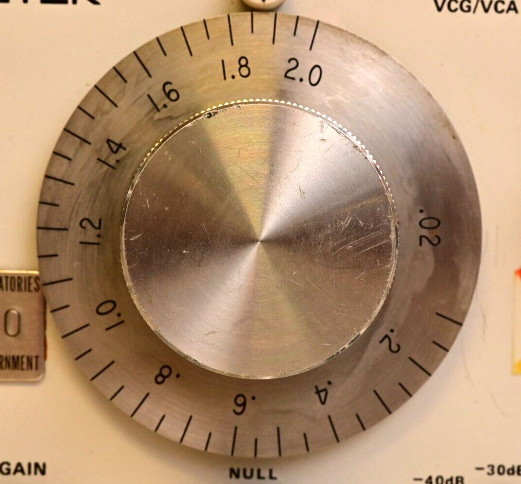 Vintage Wavetek Model 136 VCG/VCA Generator ex-US Govt Harry Diamond Labs