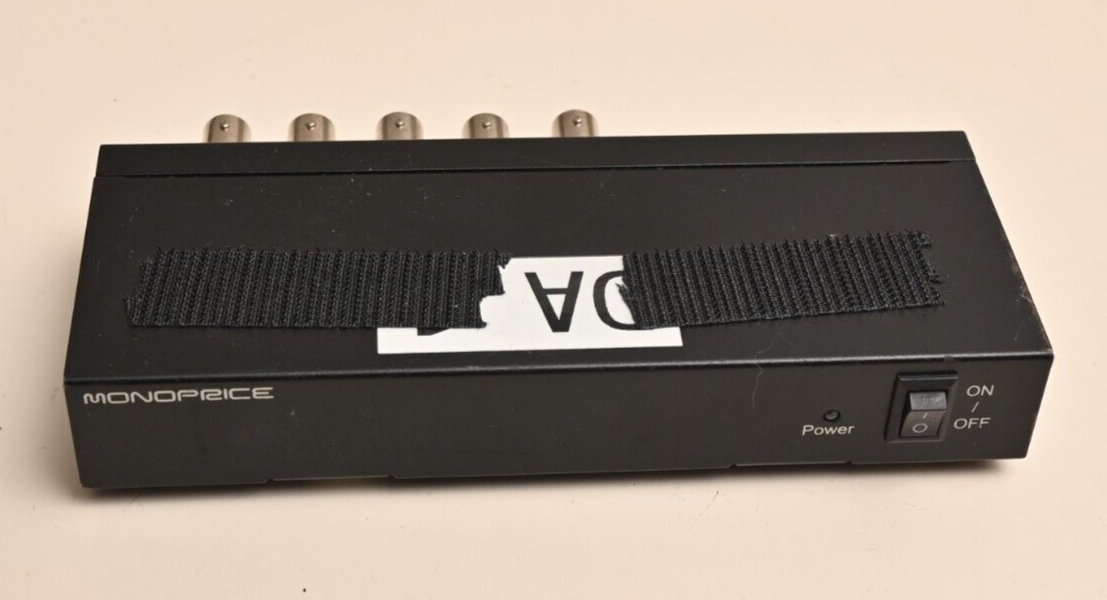 Monoprice 4 to 1 BNC Splitter