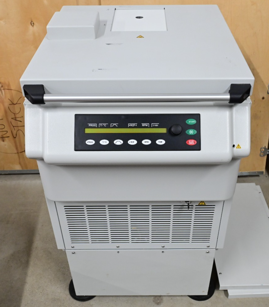 Hettich Rotanta 460 Robotic Refrigerated Centrifuge w/ 4444 4500 RPM Rotor 2015