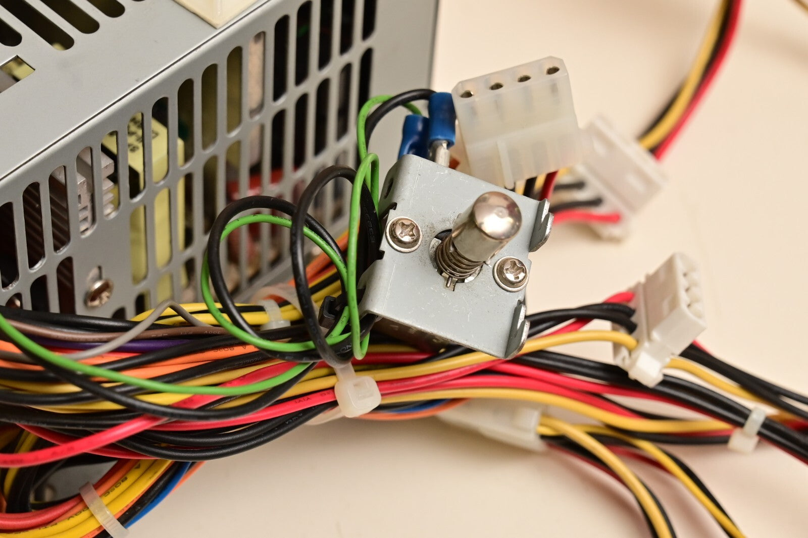 Sparkle ATX PC Power Supply ATX-300PA w/ Switch 300W Ball Bearing Fan