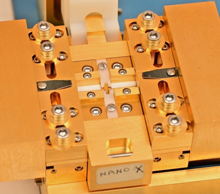 Inter-Continental Microwave RF Test Fixture A0135946A w/ Midsections Gold Plated