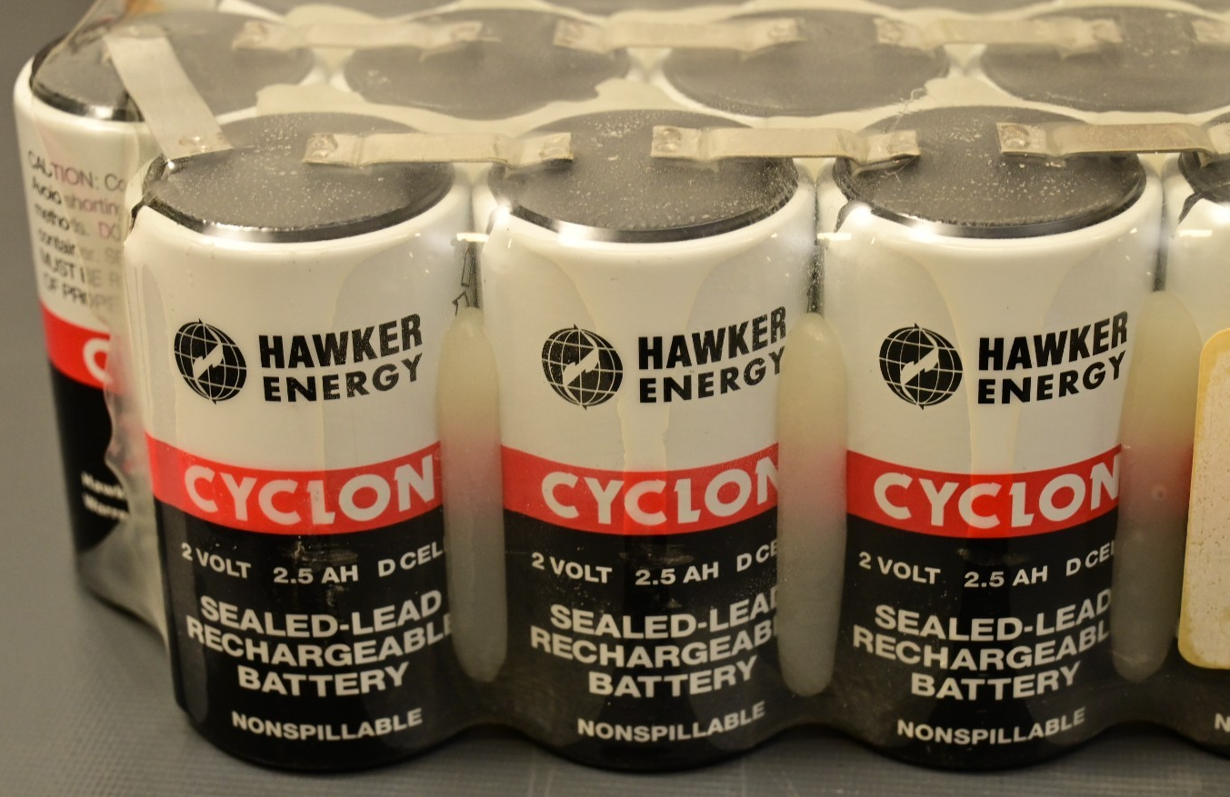 QTY 24 Hawker Energy Cyclon Battery Assembly 2V D 2.5Ah Military Enersys 2x24V