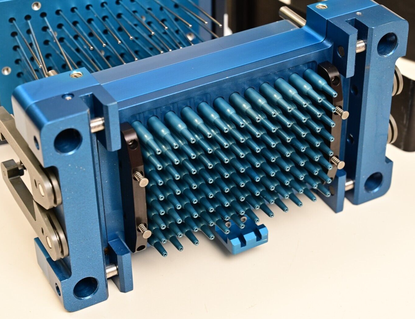 Perkin Elmer JANUS 96-Well 235uL Dispensing Head Assembly I-200 SMC Cylinders