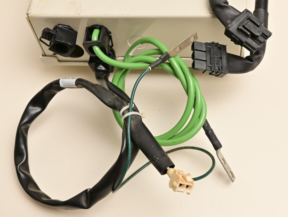 Commscope Telecom AC Power Panel ACPP-120/240-60-WM-06-N-S-GF Square-D Breakers