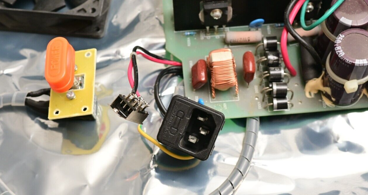Mastech HY3030E 30V@30A DC Power Supply Main Board w/ Heat Sinks Fan Connectors