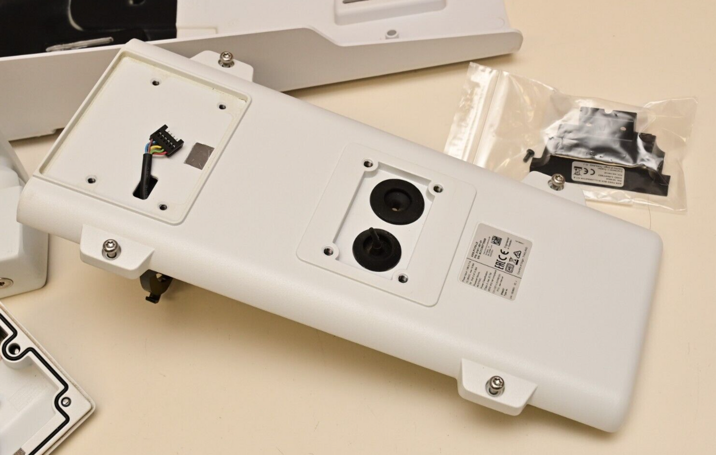 AXIS P1378-LE 4K Network IP Camera Outdoor Housing w/ Mount & IR Illuminator