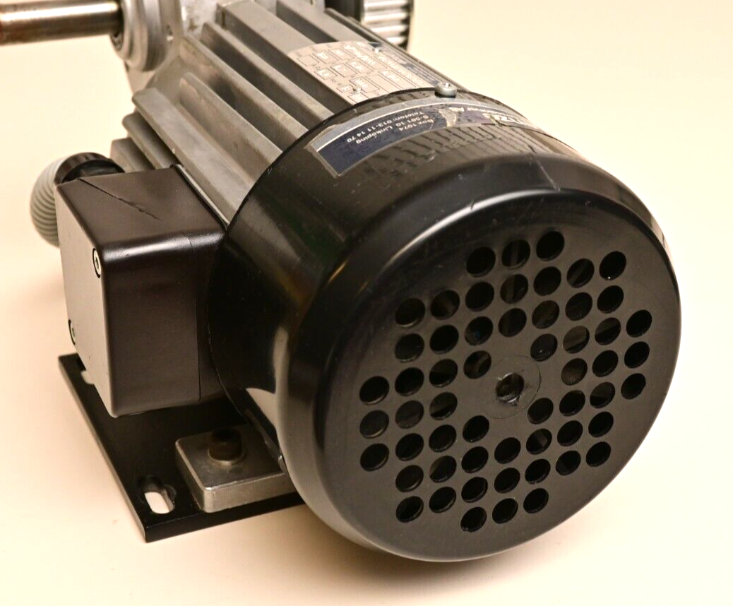 Lenze Right Angle Gearmotor 43.551.32.5.3.5 0.16kW Dual Output Gearbox 3000RPM