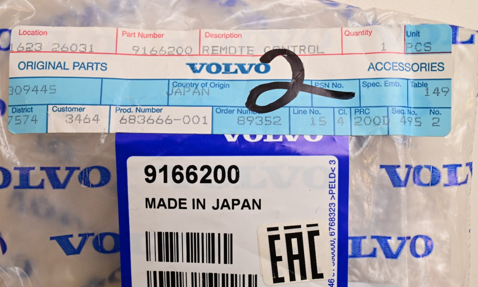 Genuine VOLVO Keyless Entry Remote Fob Transmitter 9166200 V40 S70 V70 C70 NOS