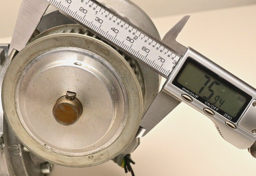 Lenze Right Angle Gearmotor 43.551.32.5.3.5 0.16kW Dual Output Gearbox 3000RPM