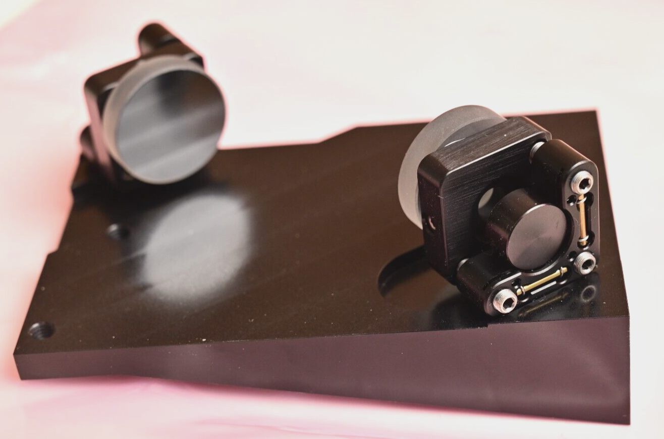 BD LSR II Flow Cytometer Dual Laser Mirror Assembly w/ Newport Hex-Driven Mounts
