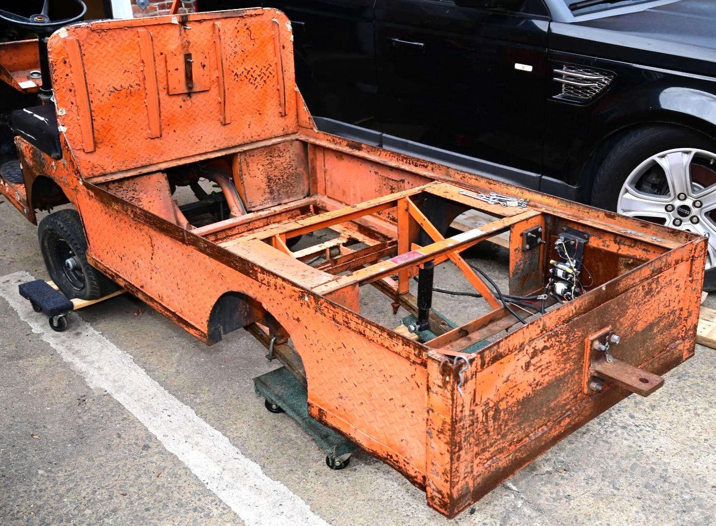 Taylor Dunn 3000lb Cart Body Only w/ Steering, Suspension
