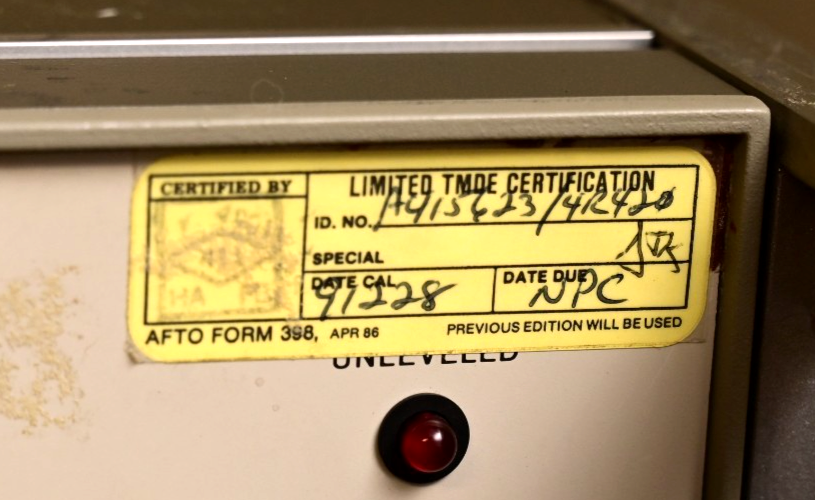 HP 8620C Sweep Oscillator w/ 86245A-H28 RF Plug-In 5.9-8.0GHz USAF Surplus