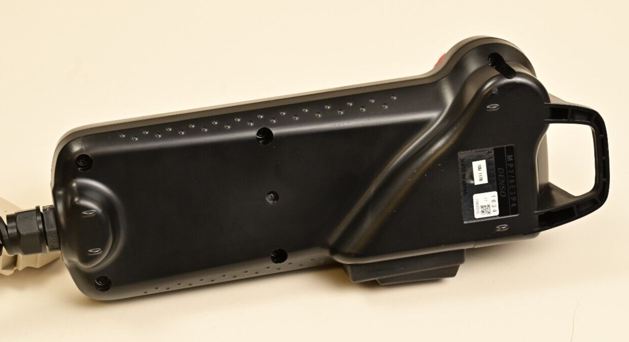 Denso Wave Robot Control/Teaching Pendant MP7/8E3P4 410100-1634