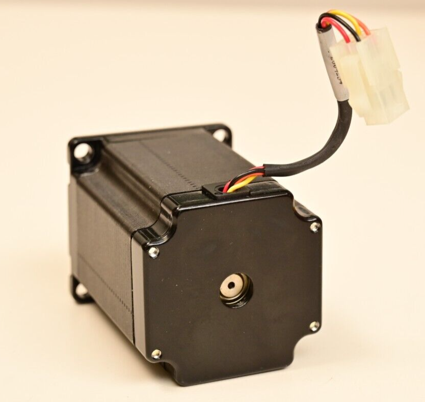 Lin Engineering NEMA 23 Hybrid Step Motor 5718L-01P-25R0 2.8A 1/4" Shaft