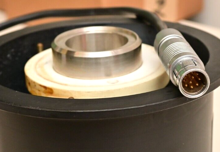 Waters Micromass (?) Mass Spectrometer Source Accessory 10-Pin Fischer Connector