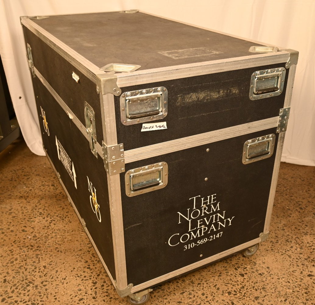 Nelson Case Corp. Large Travel/Roadie Case Trunk Keyboard? 58"x30"x 36" w/Wheels