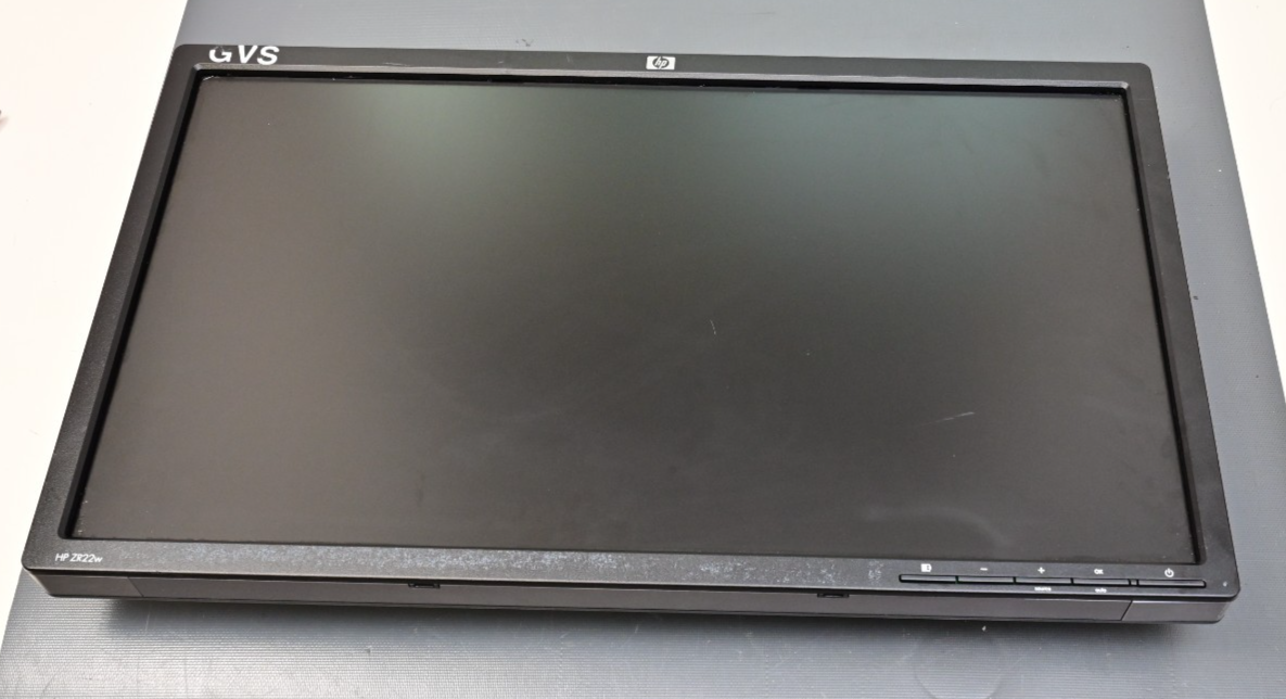 HP ZR22w LCD Monitor 22" w/ VGA DVI DisplayPort Inputs USB Hub