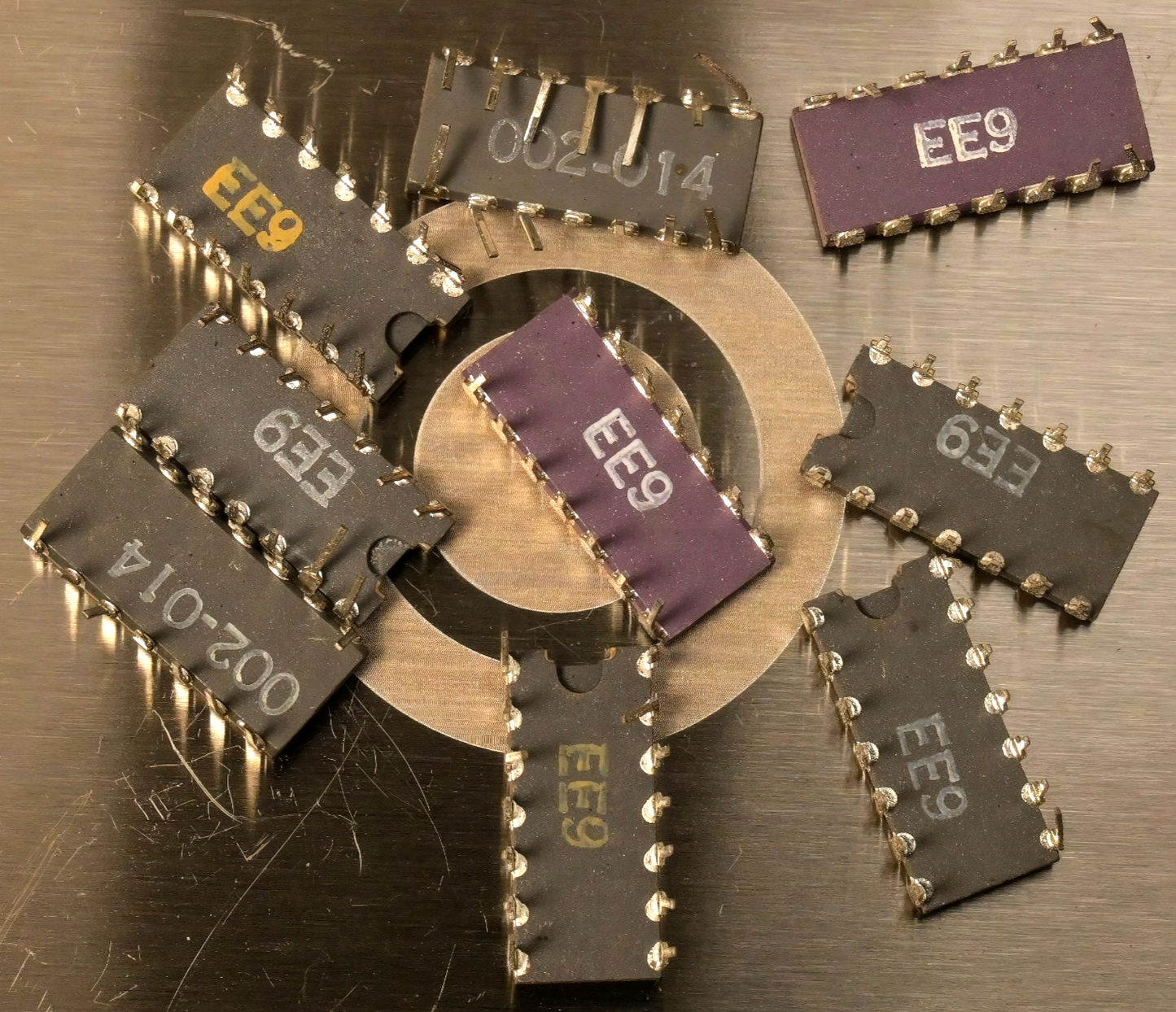Lot of 9 Vintage National Semiconductor AH0014CD Analog Switch IC Gold Top 10g