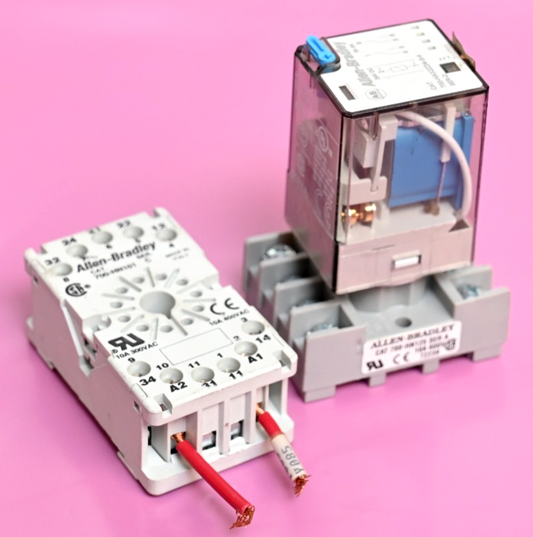 Allen Bradley 700-HAX2Z24-3-4 SER-D Relay with Base Gold Contact 700-HN101 Base