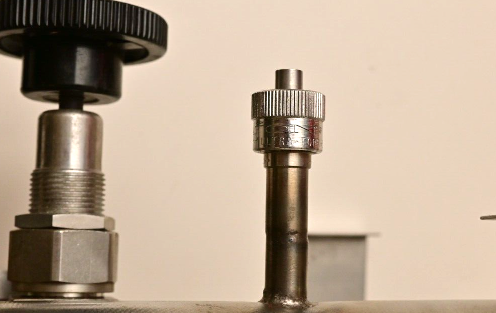 Mass Spec Vacuum Roughing Sample Volume Cryo Leak Assembly & Heater MDC Nupro SS