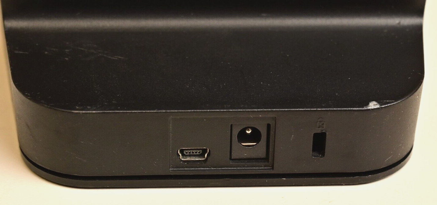 Hitachi LifeStudio 500GB USB External Hard Drive  Used No Cables HLSDBUB5001BBB