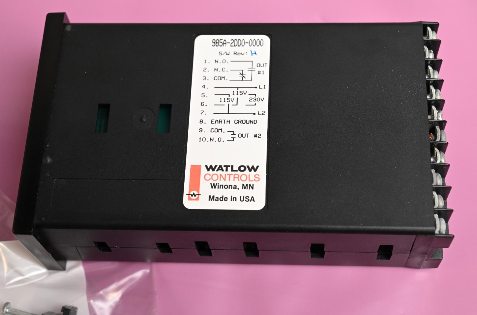Watlow Series 985 Temperature Process Controller 985A-2DD0-0000