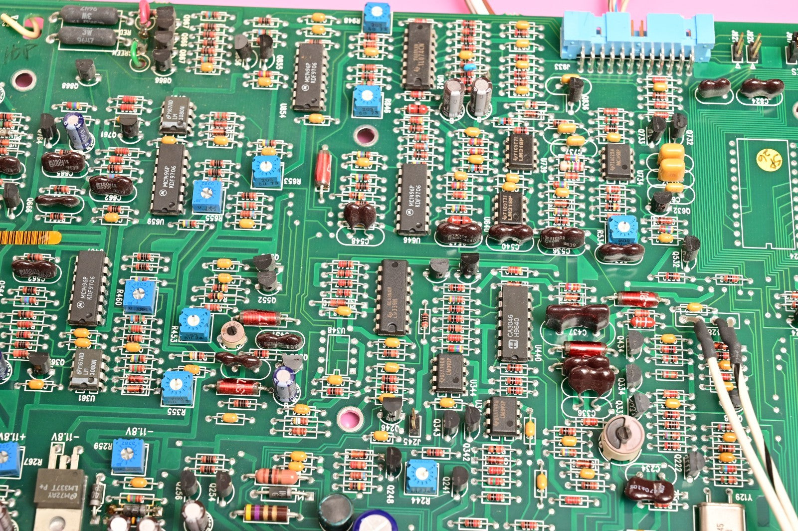 Tektronix 1720 Vectorscope Analog/Digital PC Board MAB 8051AH-2 Gold Plated Conn