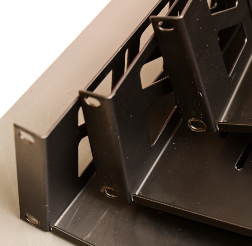 Middle Atlantic U2V Vented Universal Rack Shelf - 2-Spaces 2U 15" Depth