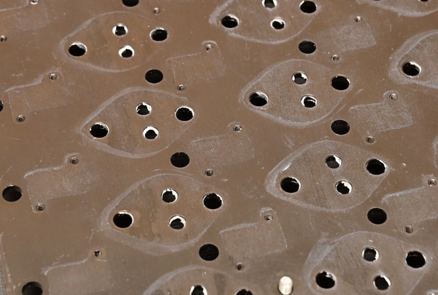Liquid Heat Exchanger 39 Transistor (TO-204-2) from High Power Laser Supply