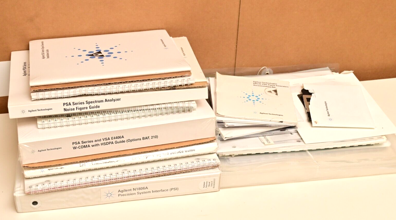 Agilent GS-9200 MCPA Test Set User Manuals CDs Disks PSI/PSG/PSA/ESG ~15lbs