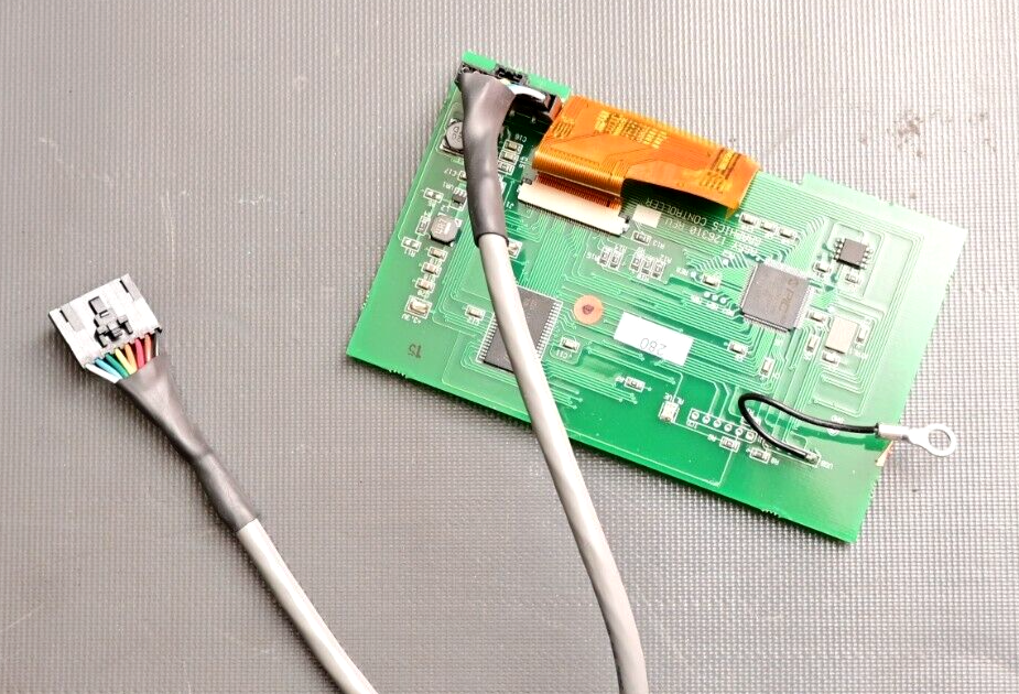 PolyAir Airspace G6 LCD Touch Screen 126310 Graphics Controller