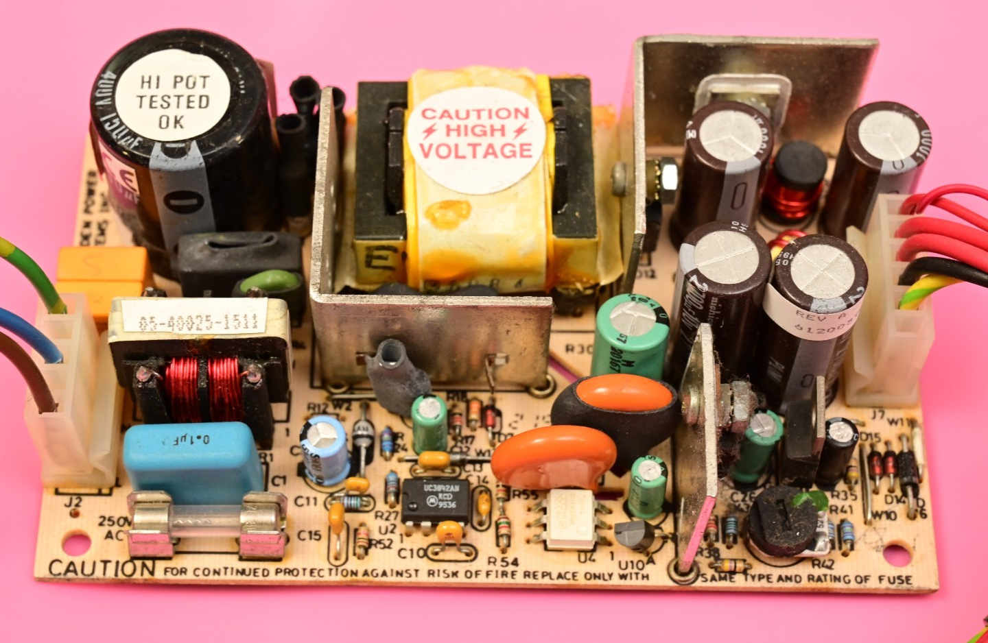Golden Power Systems Ultratek Devices GPS 65-3000 DC Power Supply 5V@6A 12V@2.5A