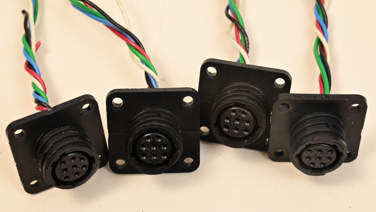 QTY 4 AMP 206433-1 Circular Power Connector 5-Connectors Populated Used