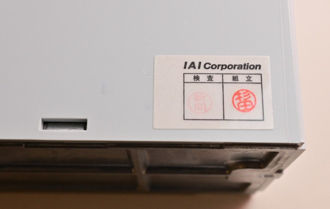 IAI Robo Cylinder Linear Actuator w/ Controller Wafer Fab Robot Elevator/Z-Axis