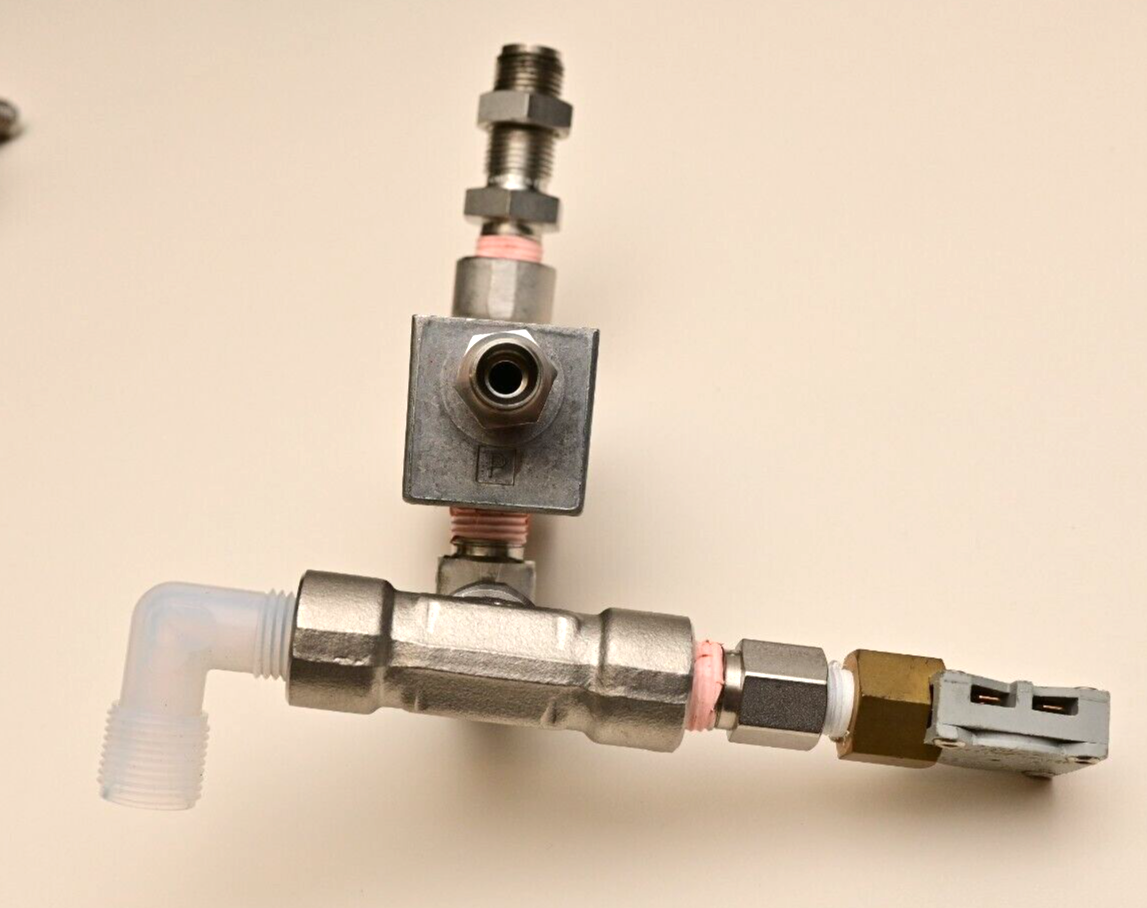 FESTO VAD-1/4 9394 Vacuum Generator w/ MPL503 Pressure Sensor Cajon SS316 Elbow