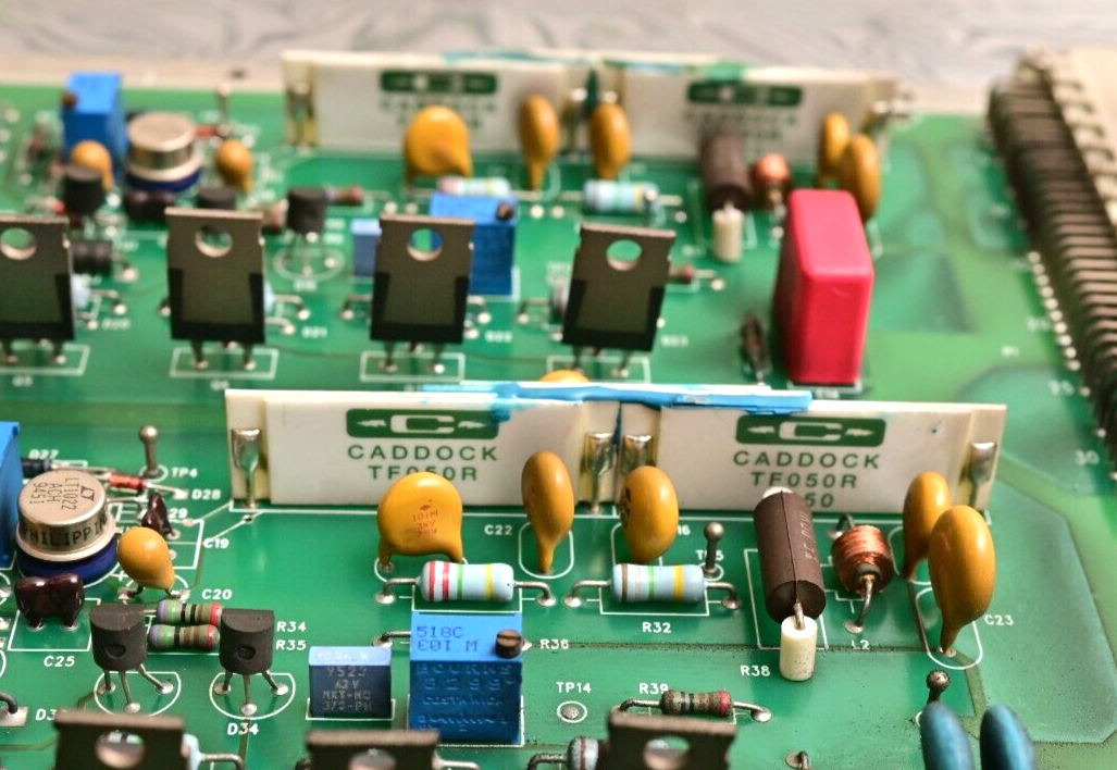 Sciex API 100 Mass Spectrometer QPS RF Amplifier 020350-F Caddock Precision