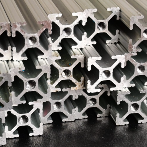 QTY 28 T-Slot 80/20 Style Aluminum Extrusion 1"x1" x ~8" Used Total ~18.5ft 9lb