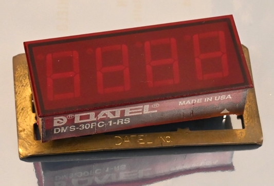 DATEL DMS-30PC-1-RS Vintage Digital Panel Meter w/ Metal Clip 4x7-Segment